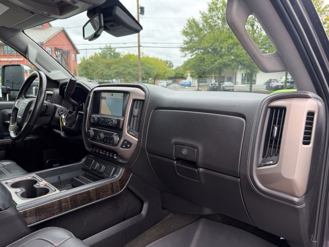 Used 2015 GMC Sierra 3500 Denali w/ Duramax Plus Package AWD/4WD image 23
