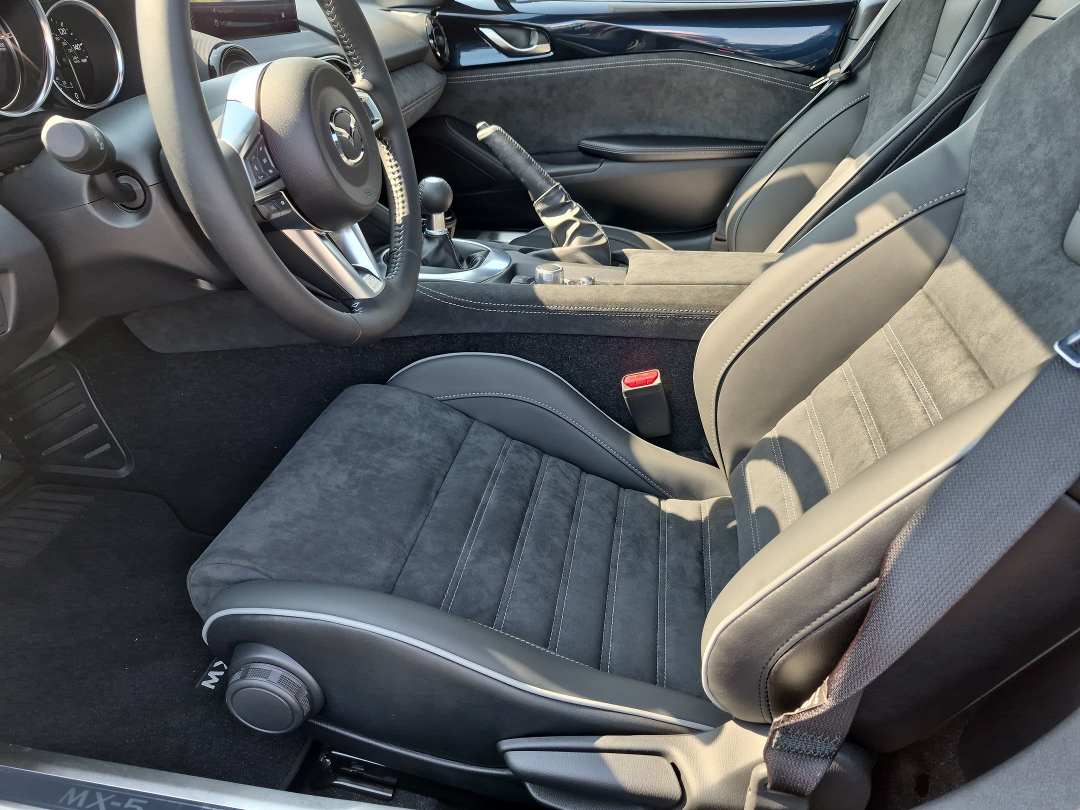New 2026 MAZDA MX-5 Miata RF Club w/ Interior Package RWD image 14