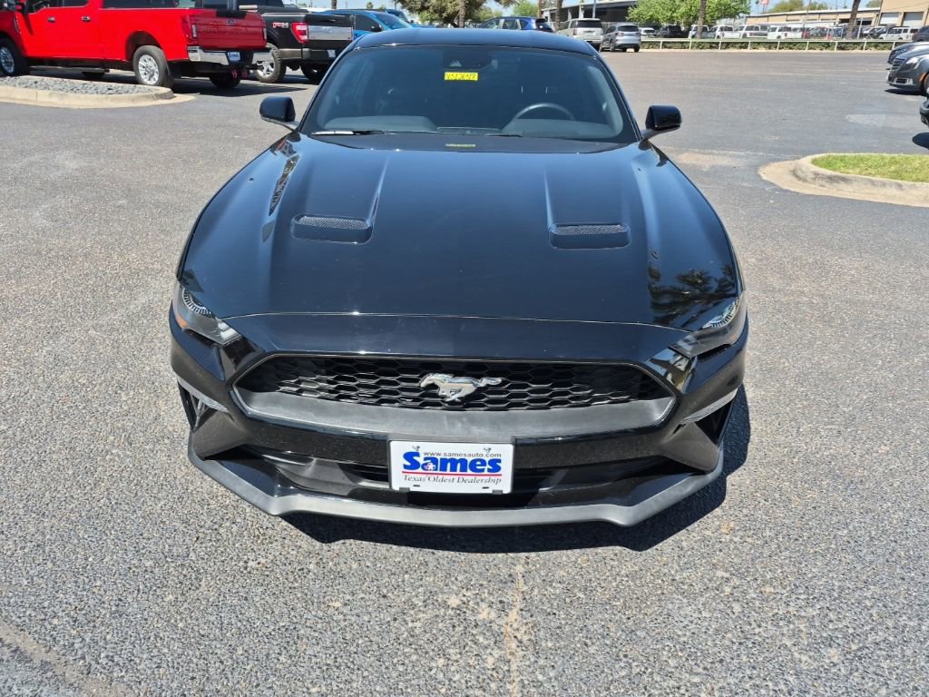 Used 2022 Ford Mustang EcoBoost image 8