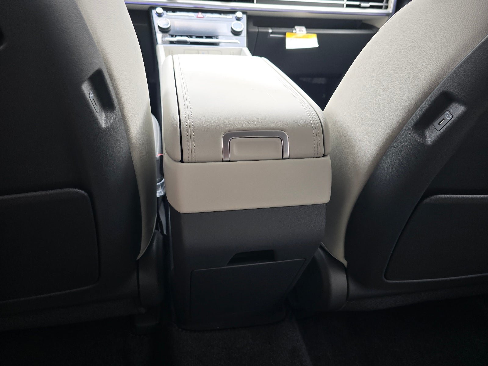 New 2026 Hyundai Santa Fe Limited AWD/4WD image 24