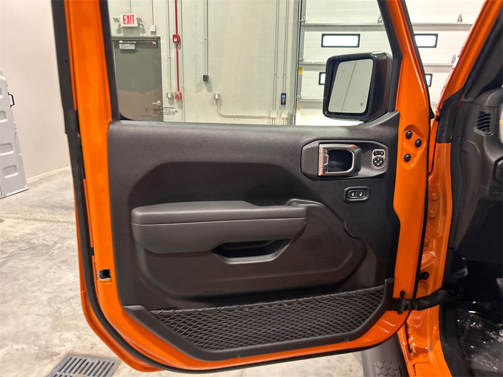 New 2025 Jeep Wrangler Sport S image 15