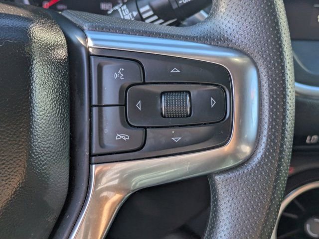 Used 2025 Chevrolet Blazer LT image 23