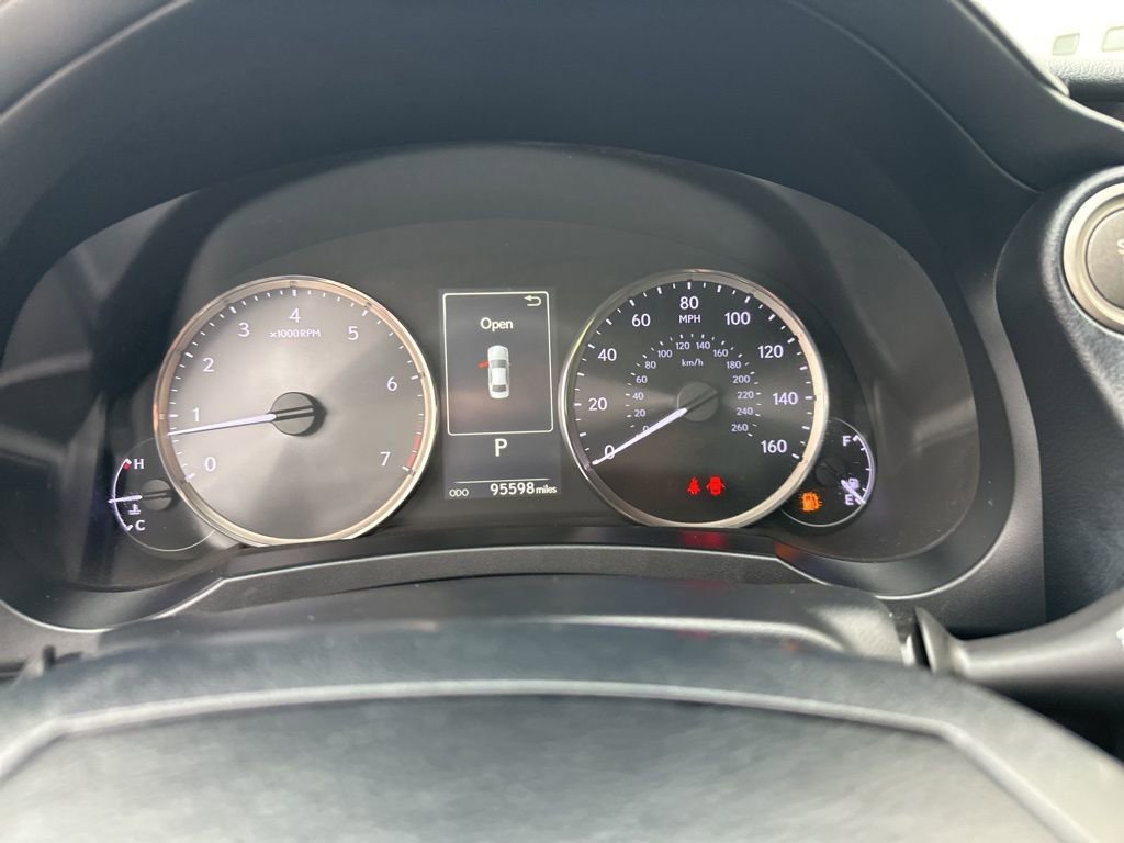 Used 2017 Lexus IS 300 300 w/ Navigation System Package image 21