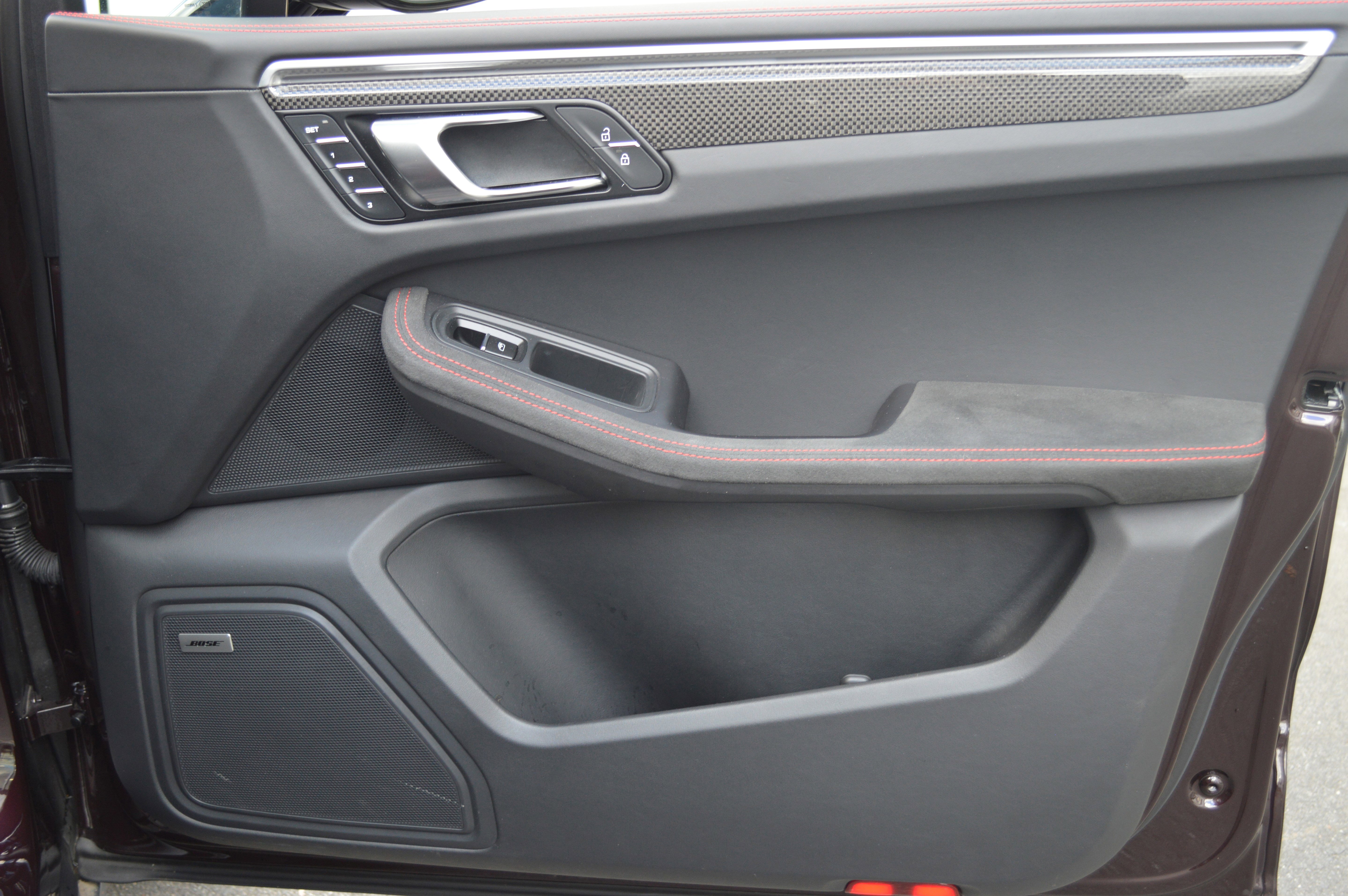 Used 2023 Porsche Macan GTS image 37