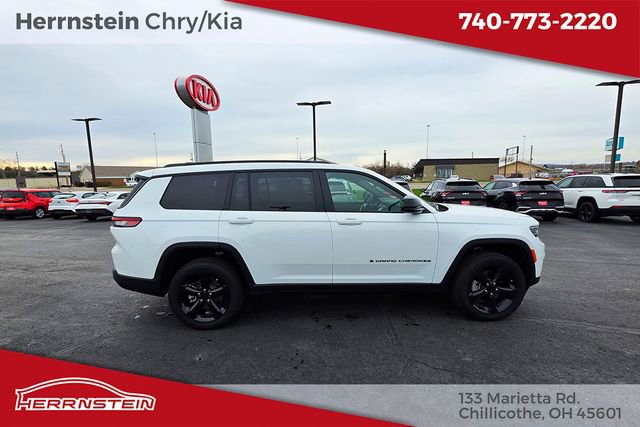 New 2025 Jeep Grand Cherokee L Laredo image 28