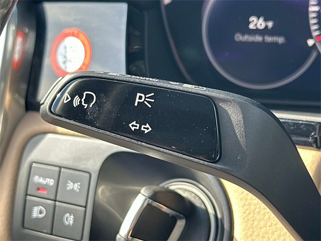 Used 2023 Porsche Cayenne Platinum Edition image 8