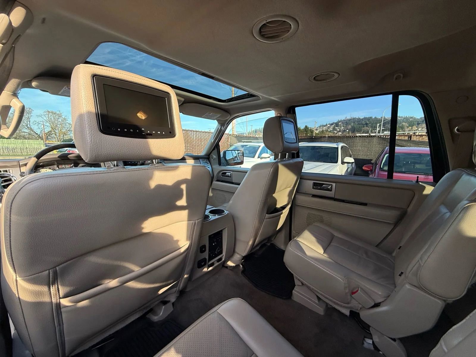 Used 2012 Ford Expedition EL Limited image 27