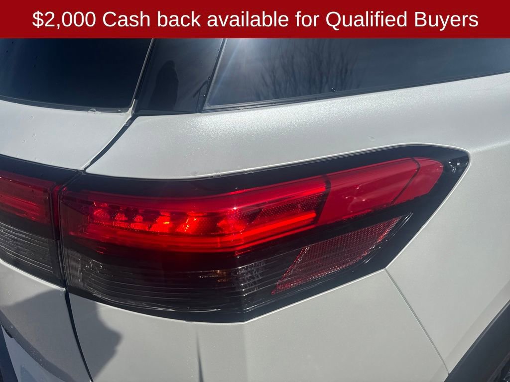 New 2026 Nissan Pathfinder Platinum image 43