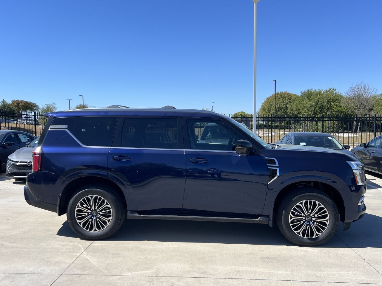 New 2026 Nissan Armada Platinum AWD/4WD image 3