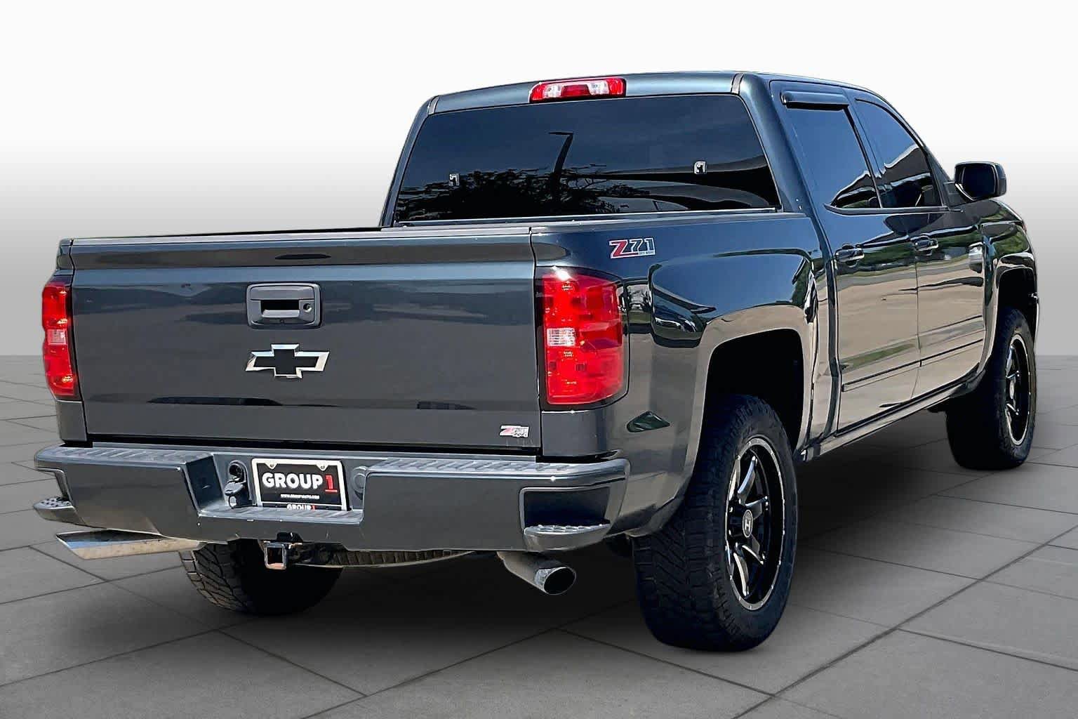 Used 2017 Chevrolet Silverado 1500 LT w/ All Star Edition AWD/4WD image 13
