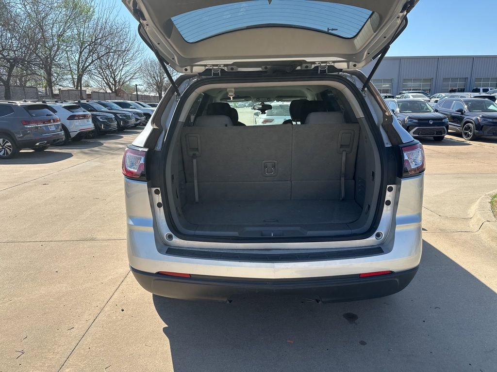 Used 2015 Chevrolet Traverse LS image 14