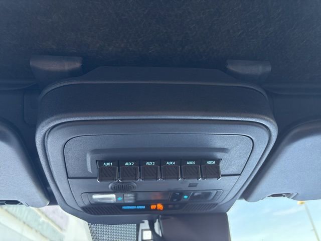 Used 2024 Ford Bronco Badlands image 16