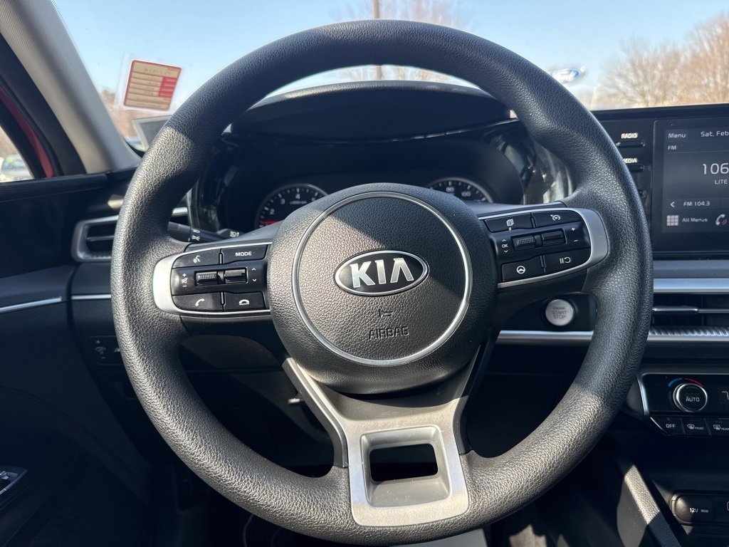 Used 2021 Kia K5 LXS image 12