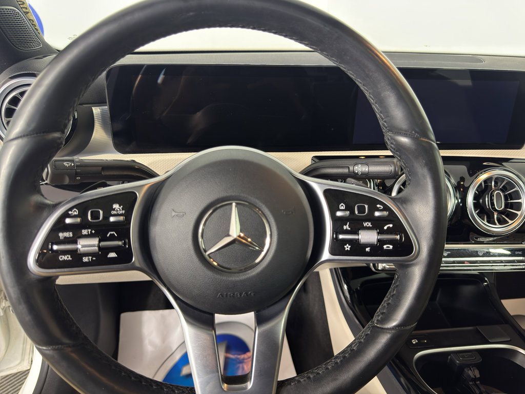 Used 2022 Mercedes-Benz A 220 image 22