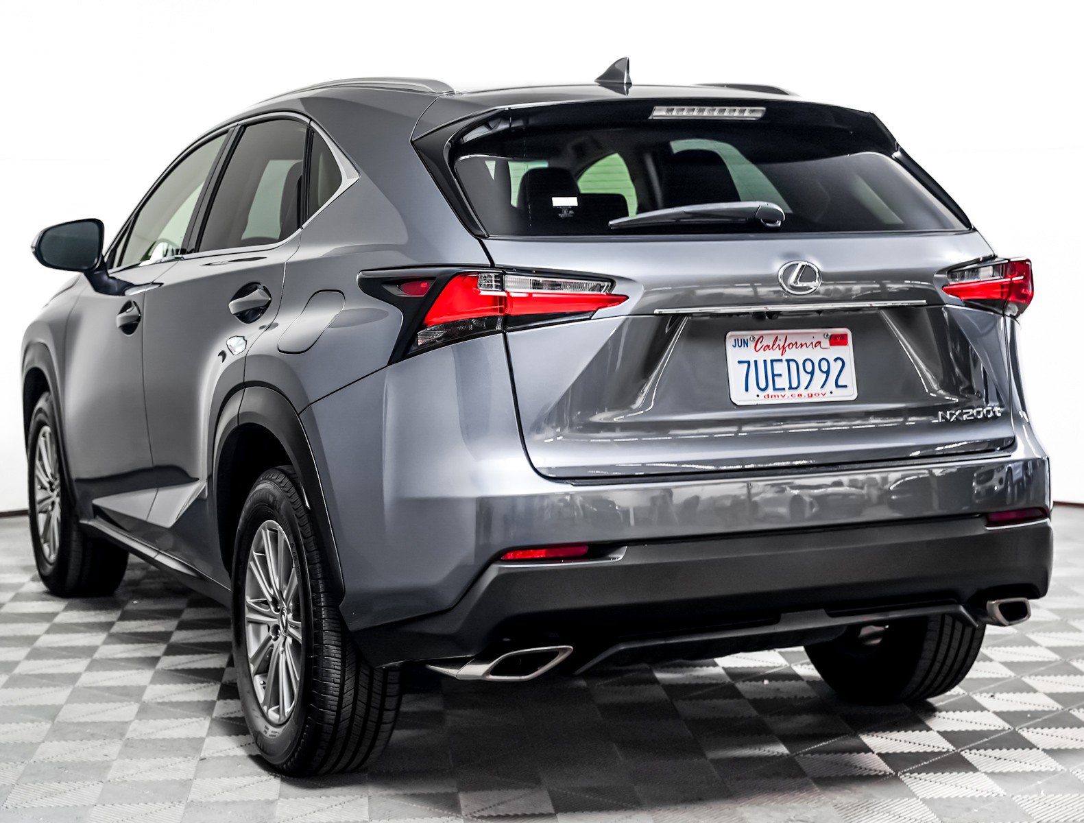Used 2015 Lexus NX 200t FWD image 2
