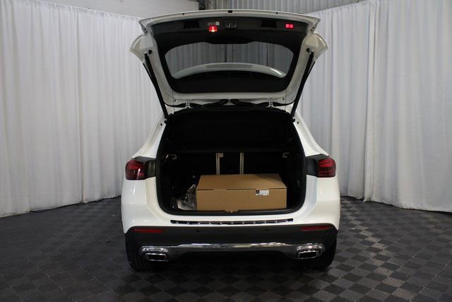 New 2025 Mercedes-Benz GLA 250 4MATIC image 8