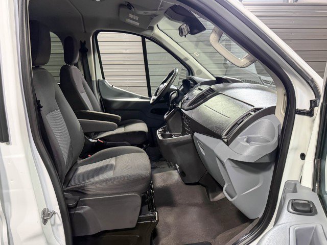 Used 2018 Ford Transit 350 XLT image 21