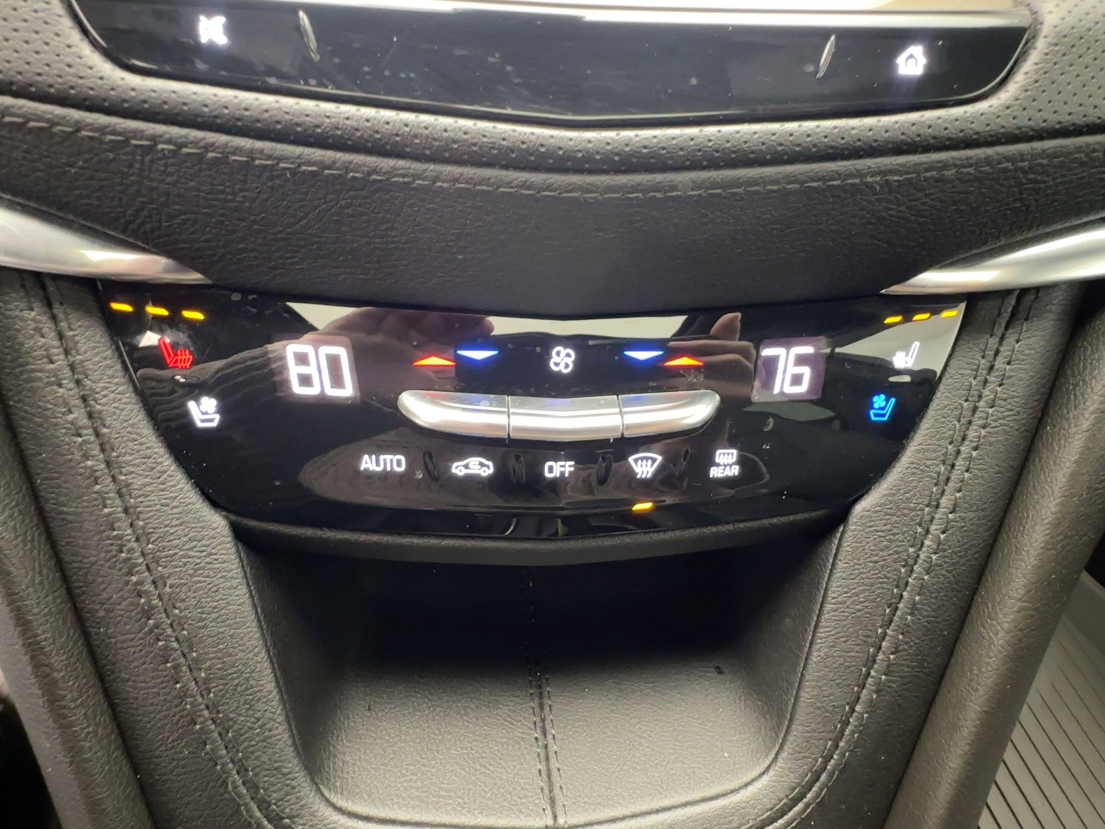 Used 2023 Cadillac XT5 Premium Luxury image 18