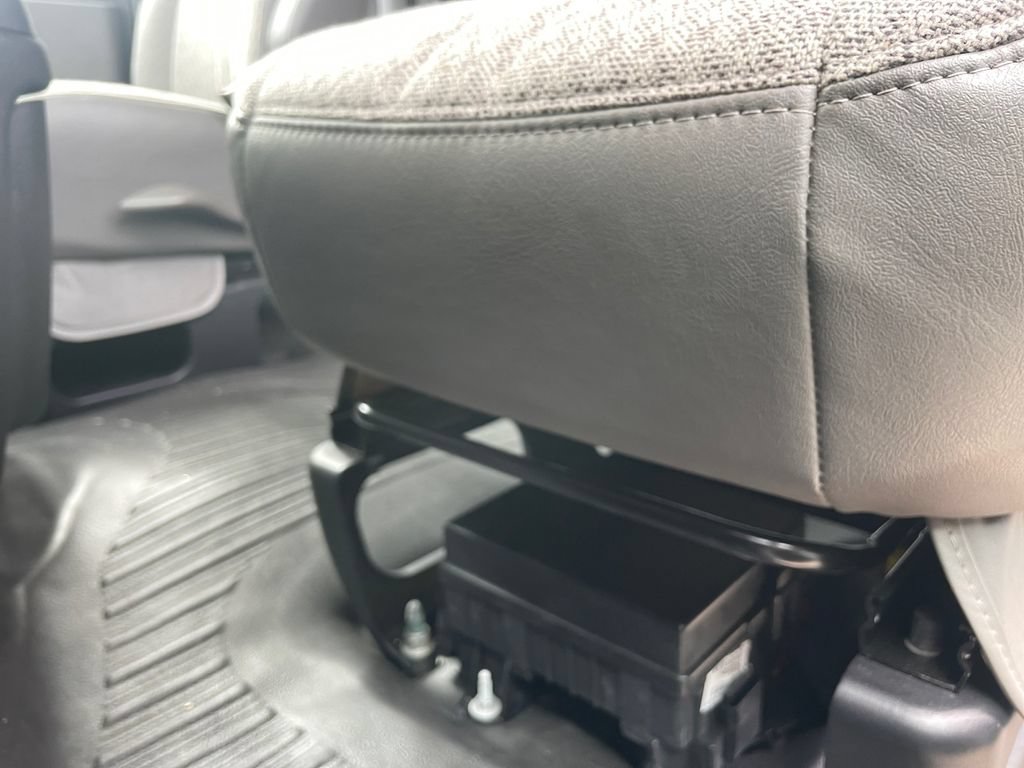 New 2026 Chevrolet Express 3500 w/ Power Convenience Package RWD image 21