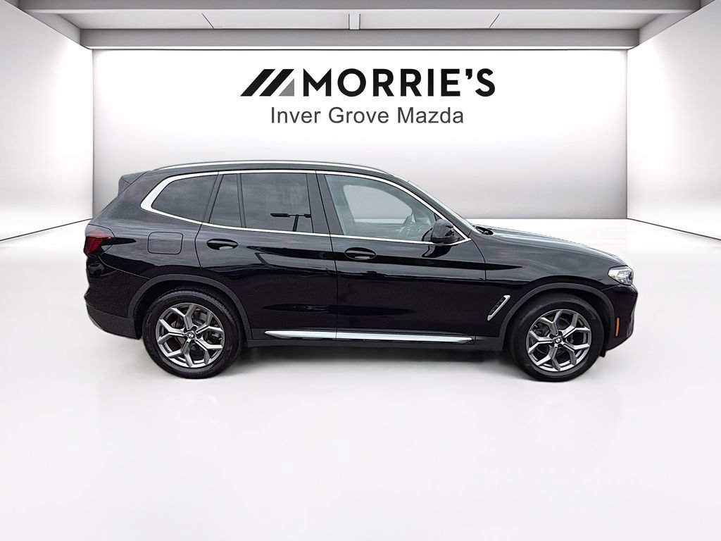 Used 2023 BMW X3 xDrive30i w/ Premium Package AWD/4WD image 4