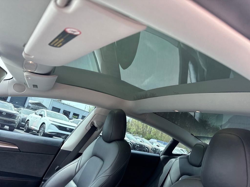 Used 2022 Tesla Model 3 Performance image 21