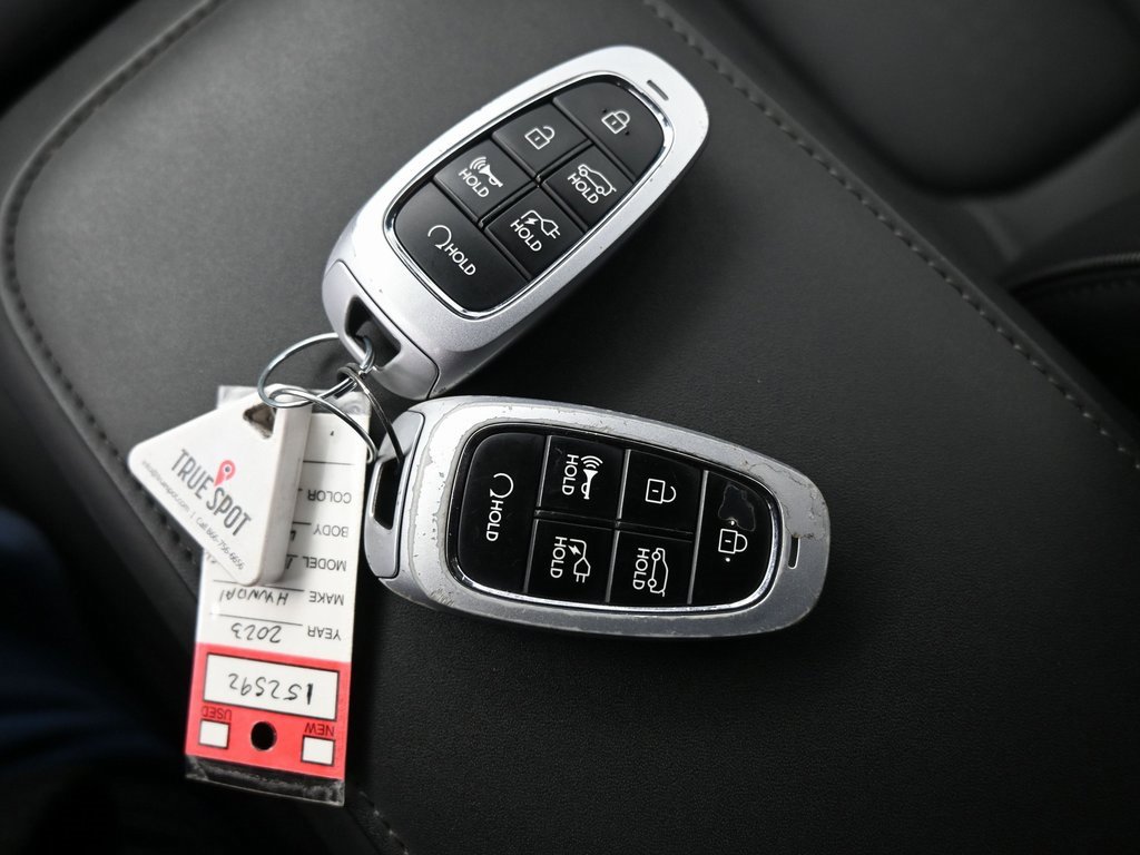 Used 2023 Hyundai Ioniq 5 SEL w/ Cargo Package image 11