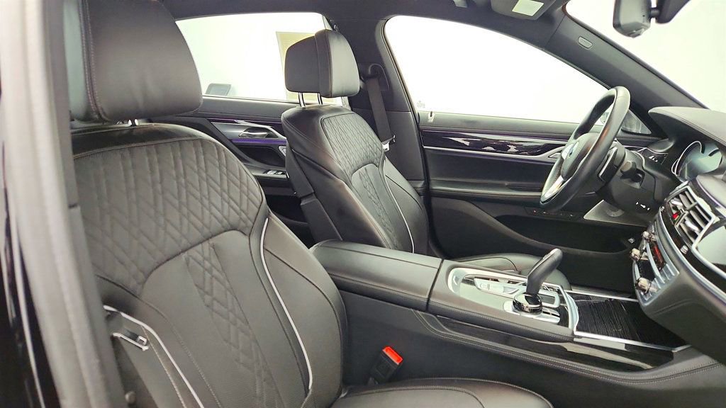 Used 2019 BMW 750i xDrive image 24
