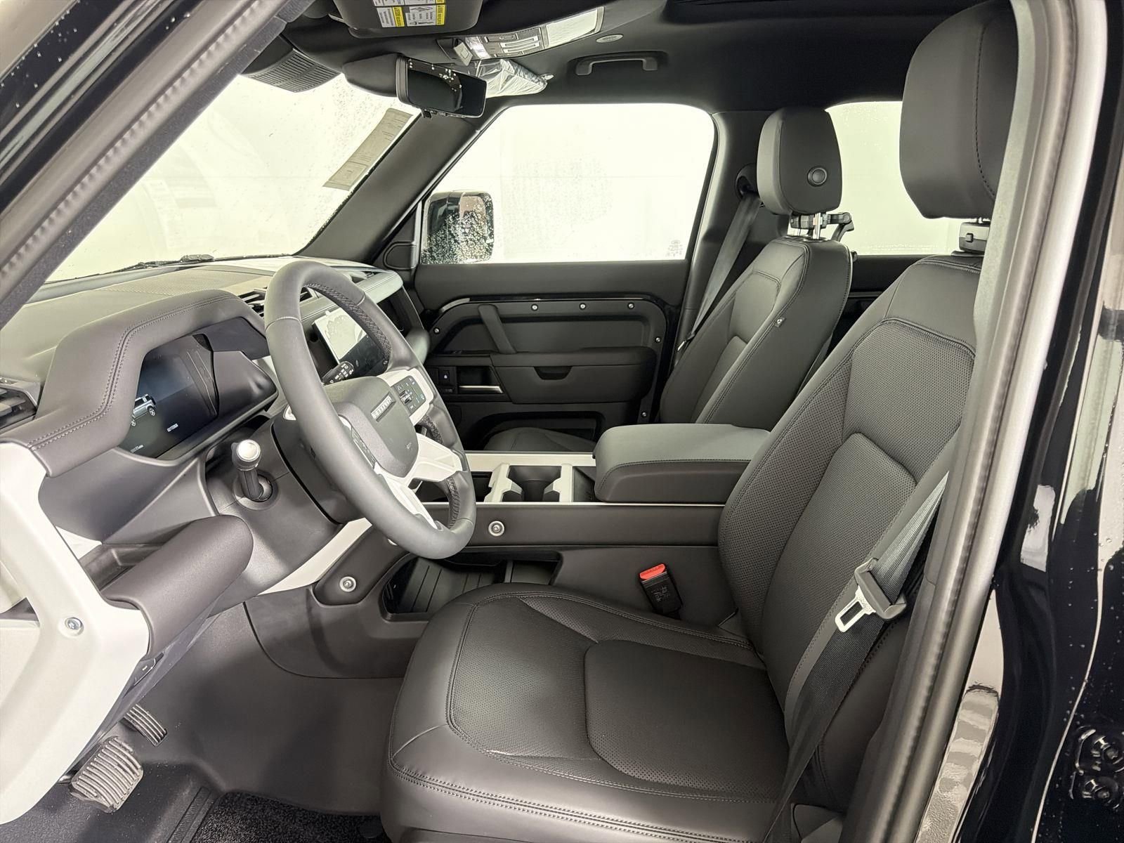 New 2026 Land Rover Defender 110 X-Dynamic SE image 23