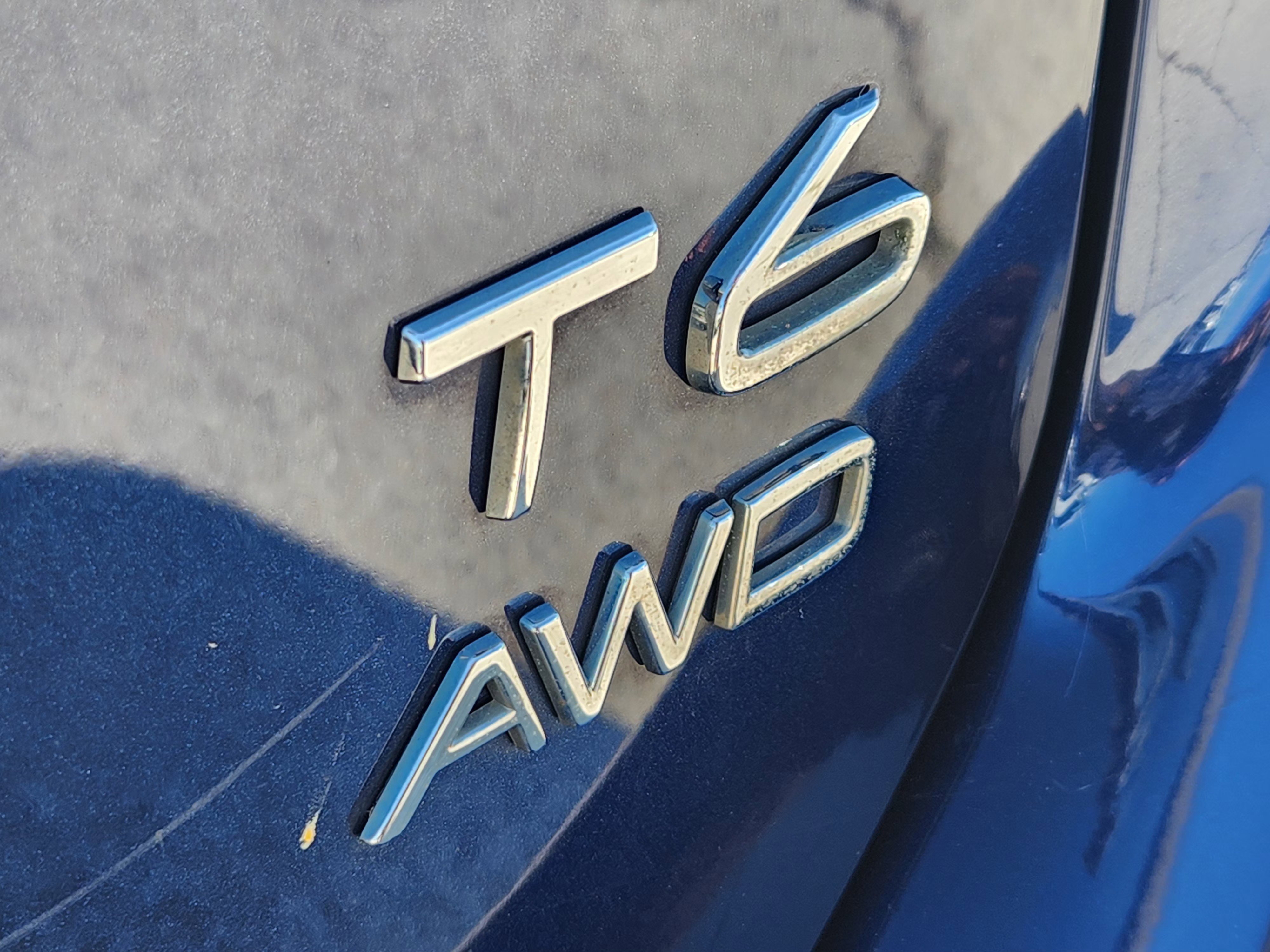 Used 2015 Volvo XC60 T6 Platinum AWD/4WD image 13