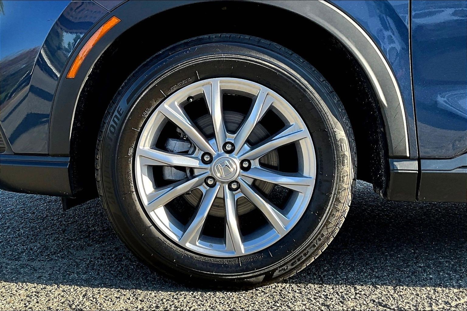 Used 2025 Honda CR-V EX-L image 8