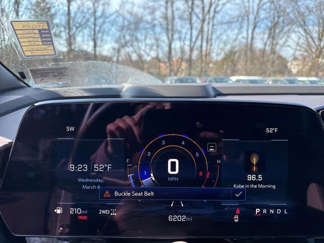 Used 2025 Chevrolet Tahoe Z71 w/ Comfort Package image 14