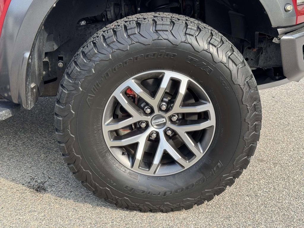 Used 2017 Ford F150 Raptor w/ Equipment Group 802A Luxury image 27