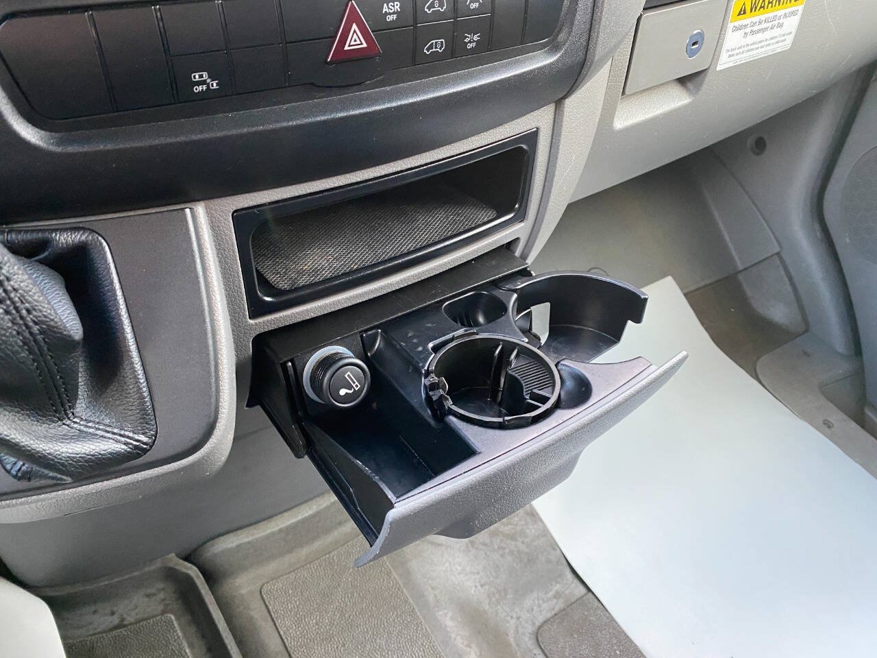 Used 2014 Mercedes-Benz Sprinter 3500 image 17