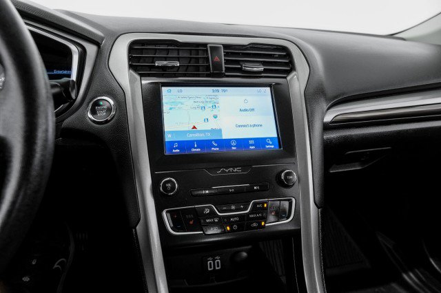 Used 2020 Ford Fusion SEL FWD image 26