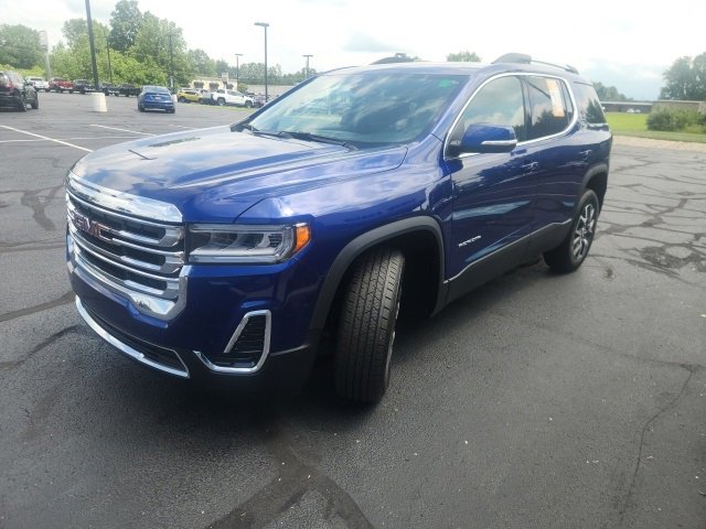 Used 2023 GMC Acadia SLE w/ Driver Convenience Package image 8