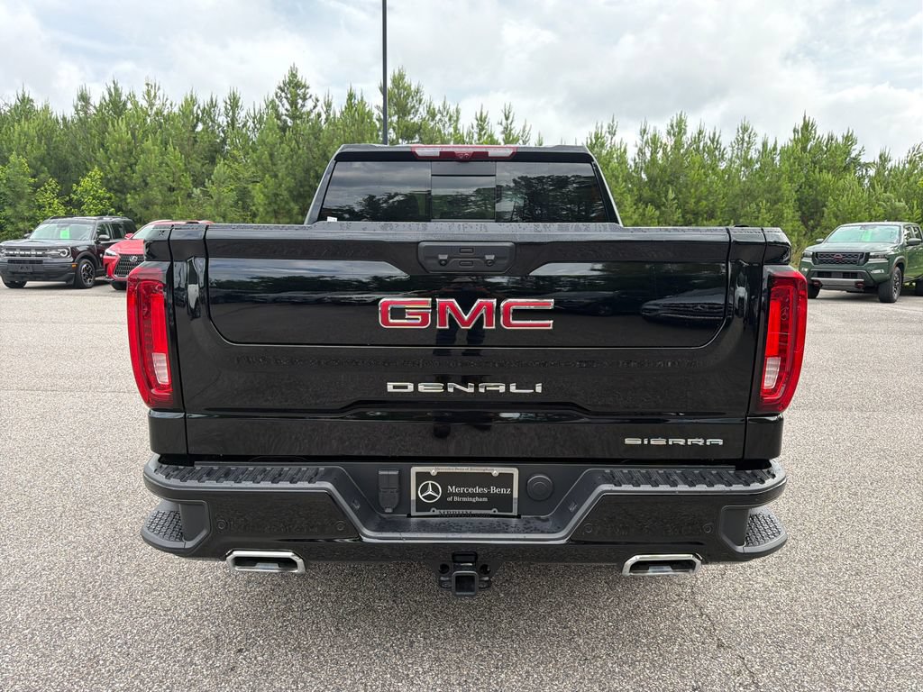 Used 2025 GMC Sierra 1500 Denali w/ Denali Reserve Package AWD/4WD image 11