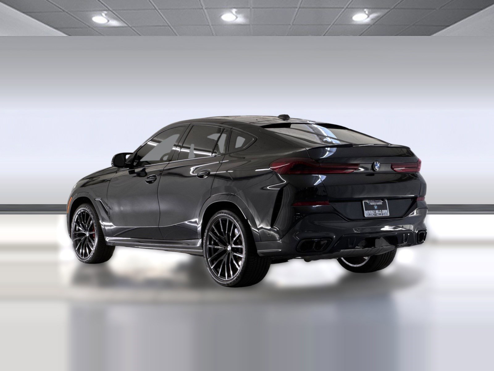 Used 2024 BMW X6 M60i w/ Dynamic Handling Package AWD/4WD image 3