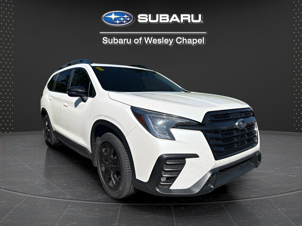 Used 2023 Subaru Ascent Onyx Edition AWD/4WD image 2