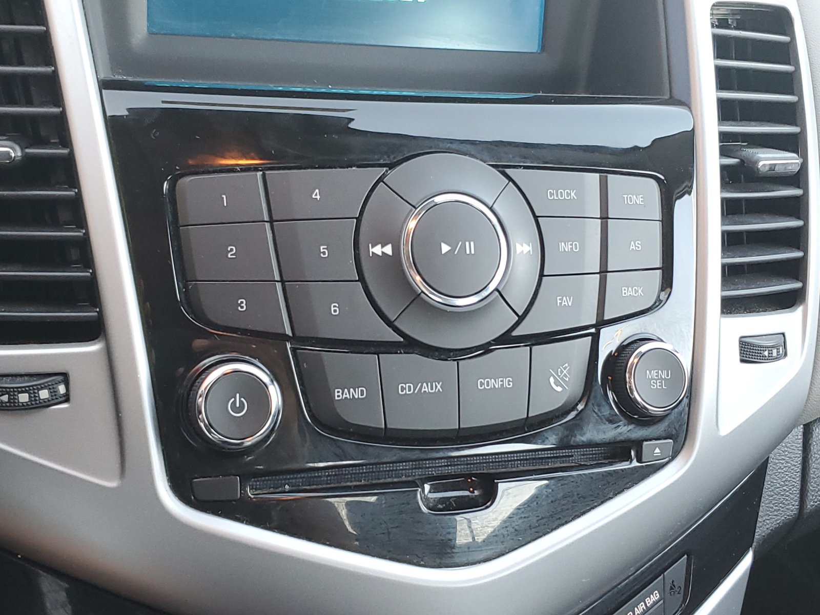 Used 2014 Chevrolet Cruze LS FWD image 26
