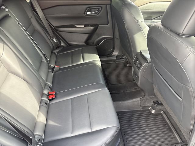 Used 2023 Nissan Rogue SV w/ SV Premium B Package AWD/4WD image 21