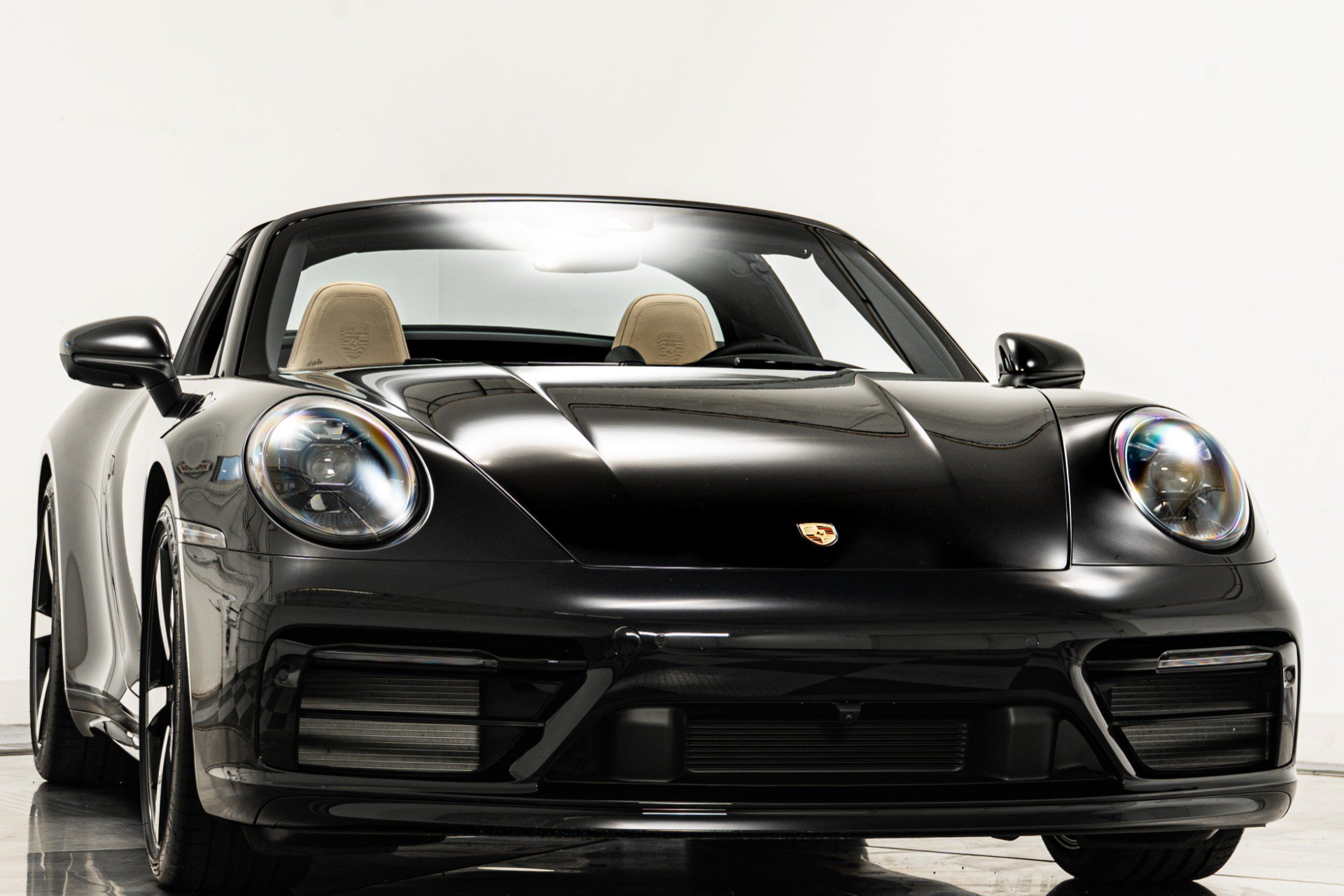 Used 2024 Porsche 911 Targa 4S AWD/4WD image 3