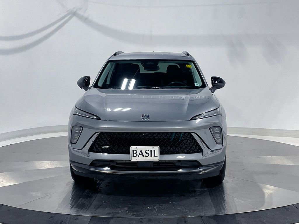 Used 2025 Buick Envision Sport Touring image 9