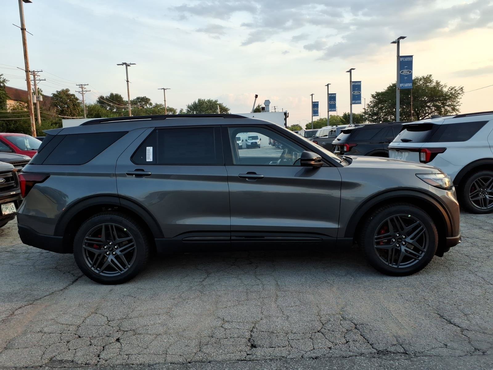 New 2026 Ford Explorer ST w/ Sun And Sound Package AWD/4WD image 2