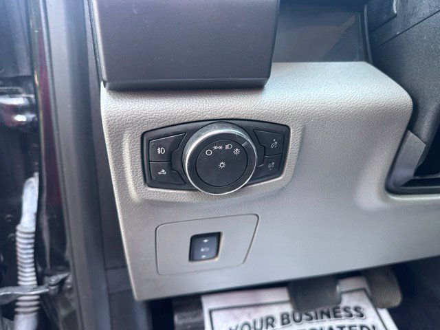 Used 2016 Ford F150 XLT w/ Equipment Group 301A Mid AWD/4WD image 8