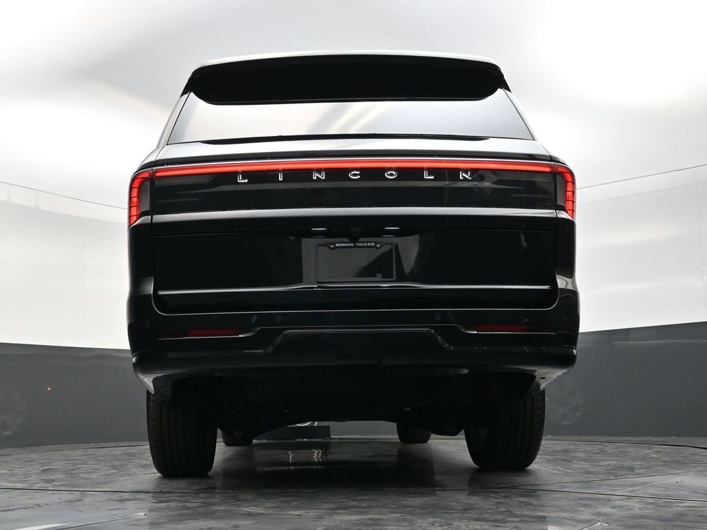 Used 2025 Lincoln Navigator L Black Label image 28