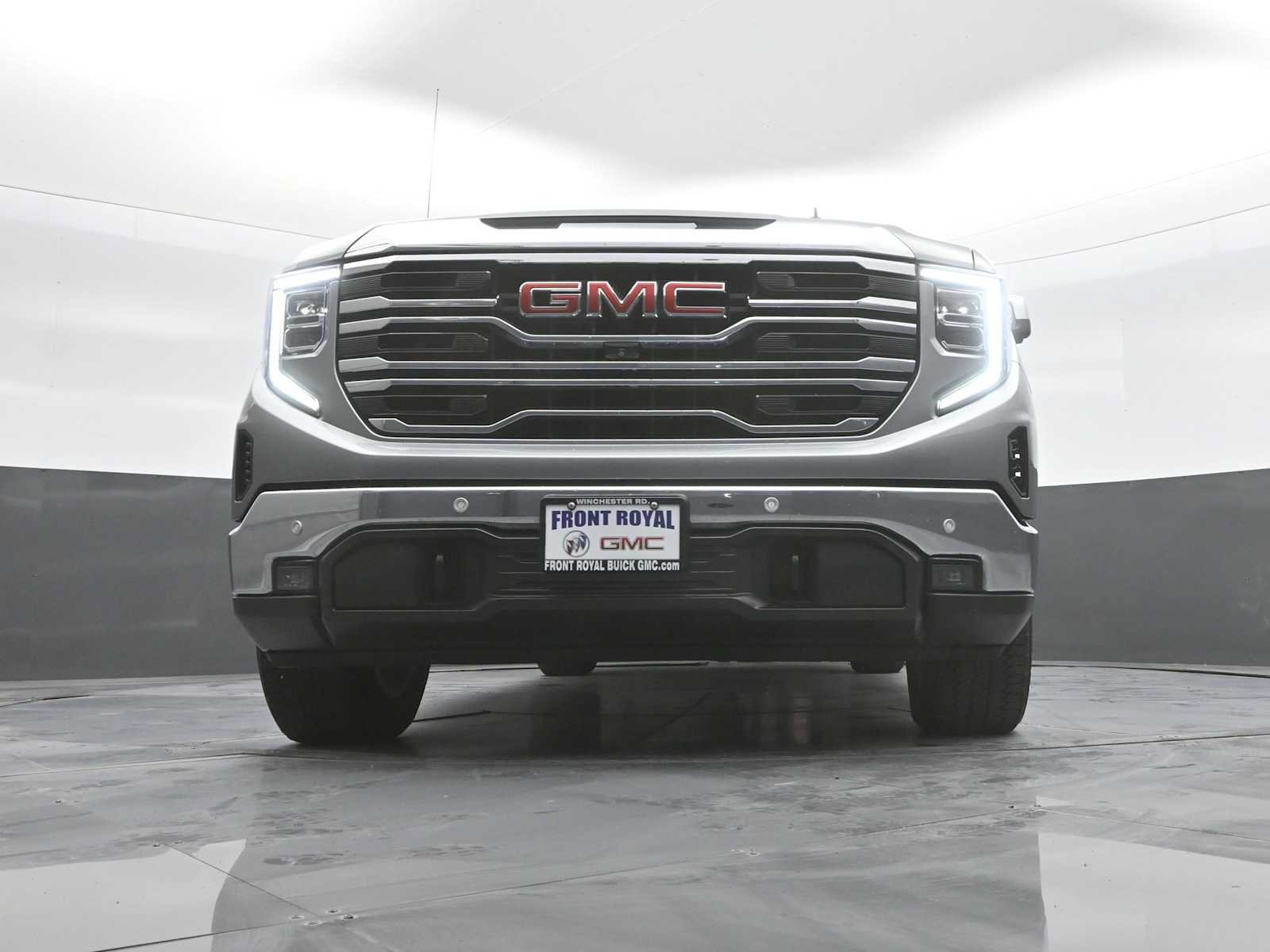 Used 2024 GMC Sierra 1500 SLT w/ SLT Premium Plus Package AWD/4WD image 42