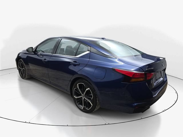 Used 2024 Nissan Altima 2.5 SR w/ SR Premium Package FWD image 8