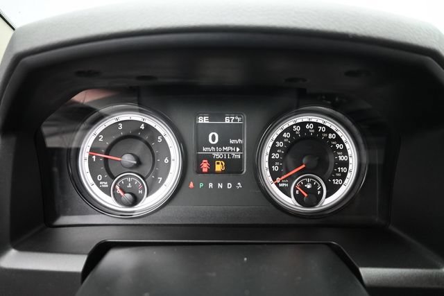 Used 2017 RAM 1500 ST w/ SXT Appearance Group AWD/4WD image 14