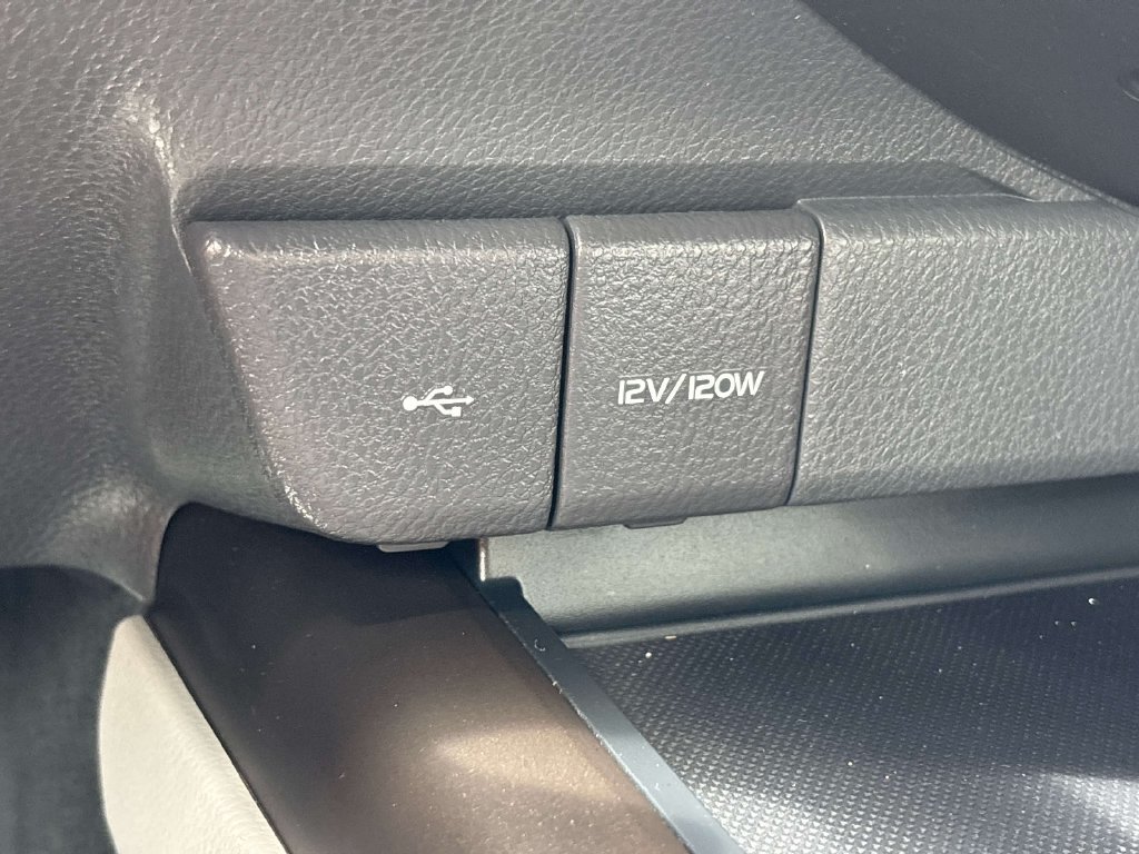 Used 2022 Toyota Camry SE AWD/4WD image 25