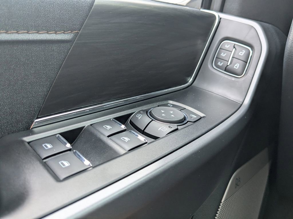 New 2025 Ford F150 Lariat w/ Equipment Group 502A High image 24